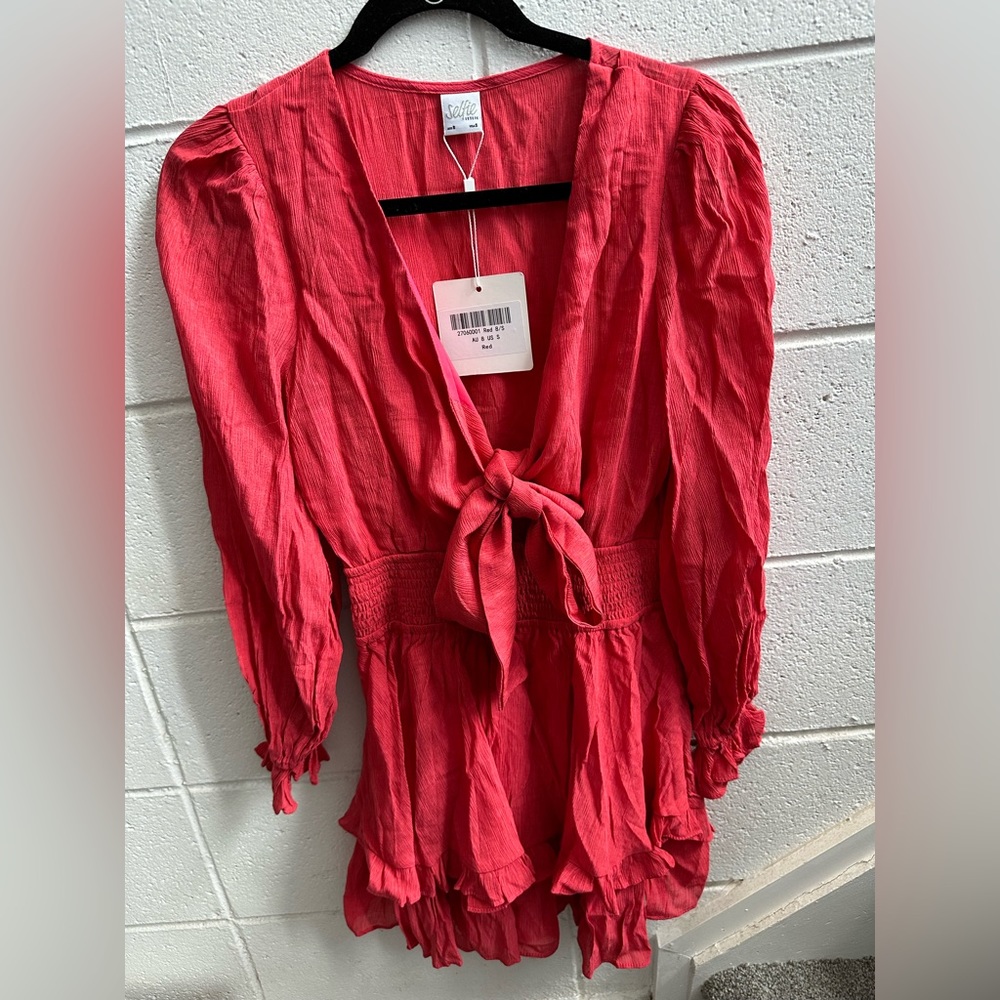Selfie Leslie dress
